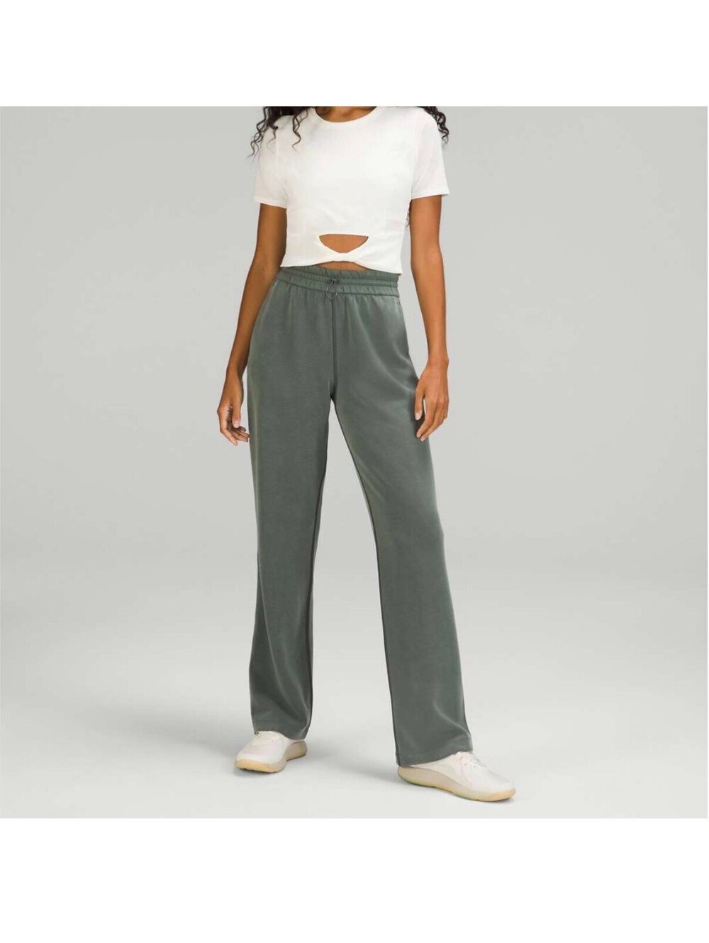 Lululemon High Rise Softstreme Pant SZ 2 Smoked Spruce Green Square Size Dot